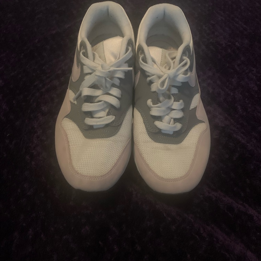 Nike air lilac with gray